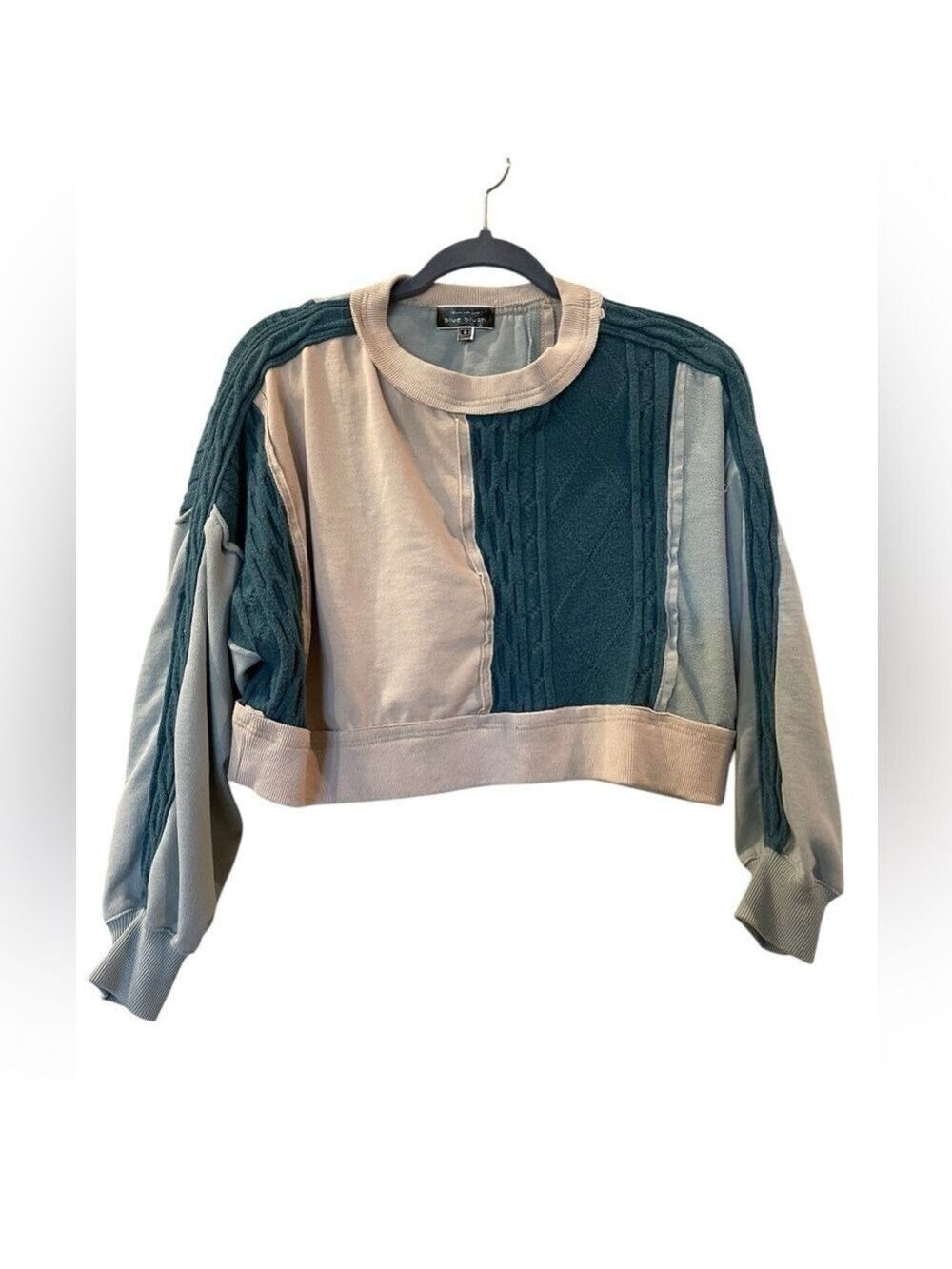 Blue Blush Women’s Crop Top Shirt Sweatshirt Green Beige Block Size Small